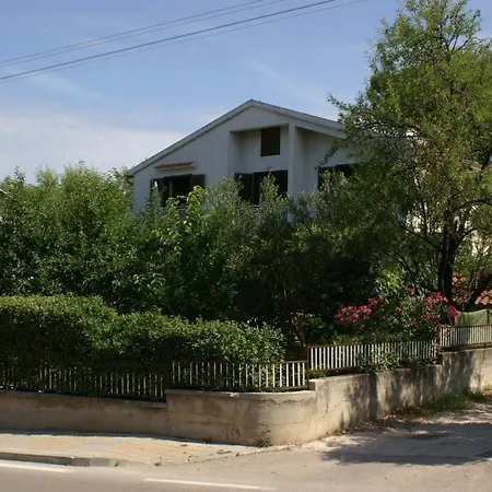 Apartment By The Sea - 4179